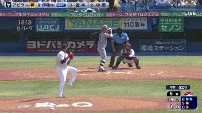 【ヤクルト対阪神10回戦】ヤクルト・アビラの守備…