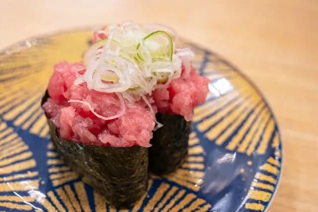 お前らの回転寿司屋での一手目