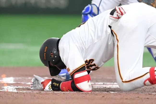 【巨人】増田陸、死球でボールボーイに八つ当たり 道具を投げつけ批判殺到