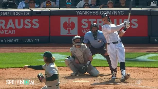 【朗報】アーロンジャッジさん、今日も元気に2本塁打で30号到達w w w w w w w w w w w w w