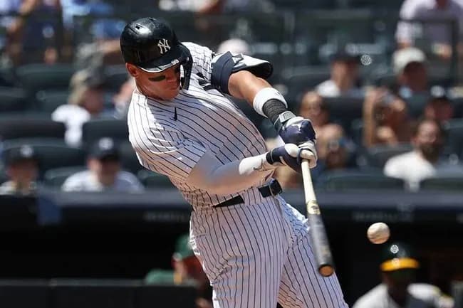 【朗報】アーロンジャッジさん、今日も元気に2本塁打で30号到達ｗｗｗｗｗｗ