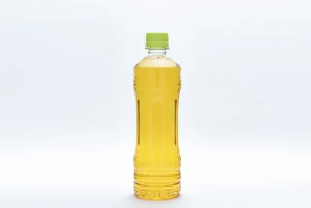 上司「お茶買ってこい」　有能ワイ「おかのした」