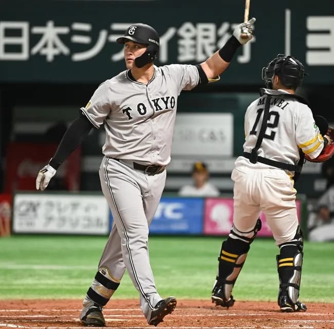 巨人リチャード .214 3本 11打点 OPS.813 (二軍)