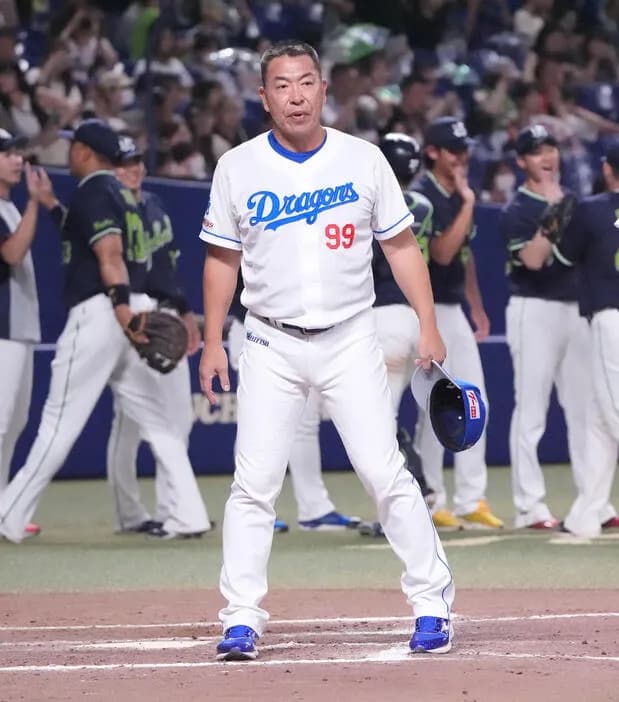 【中日】15安打で４得点の打線に井上監督「もうちょっと打球の方向考えれば…」／一問一答