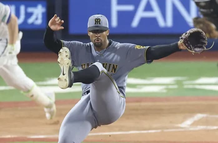 ディプランティエ 12登板 5勝3敗 75.2回 95奪三振 防御率1.31 WHIP0.75