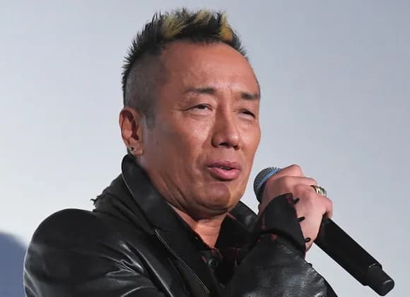 【悲報】長渕剛さん、2時間ステージに立つ体力がなくなるｗｗｗｗｗｗｗｗｗｗｗｗｗｗｗｗ