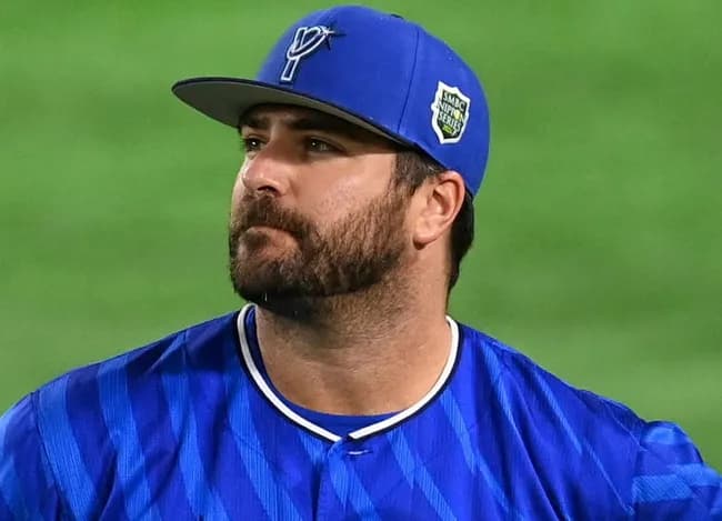 横浜ベイスターズ、フォードと契約wwwwwwwww