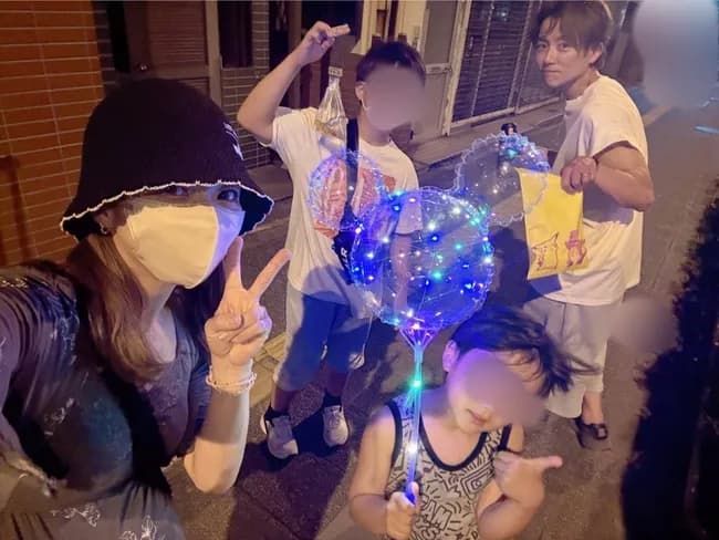 【画像】第5子妊娠中の辻希美さん、家族4人でパシャリ