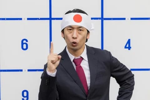 異常者「政治に関心あります」 普通の人「うわぁ…こいつとは関わらんとこ」