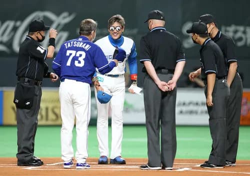 2022年　新庄「いいの、いいの♪」立浪「打つ方はなんとかします」←結果