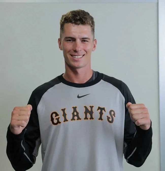 巨人4選手入れ替え　チェコ出身初のNPB支配下登録選手フルプと長野を登録、キャベッジと湯浅を抹消