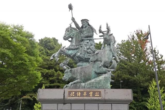 【朗報】後北条氏さん、五代続けて有能当主を輩出してしまうwinwinwin