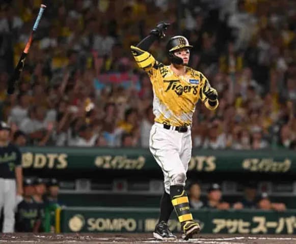 阪神・佐藤輝　２４号Ｖ２ラン！８４試合目でキャリアハイ並んだ　「全然狙っていない」も今季初聖地右翼席弾に確信バット投げ