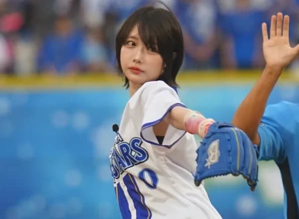 あのちゃん2年連続ノーバン始球式　可愛い