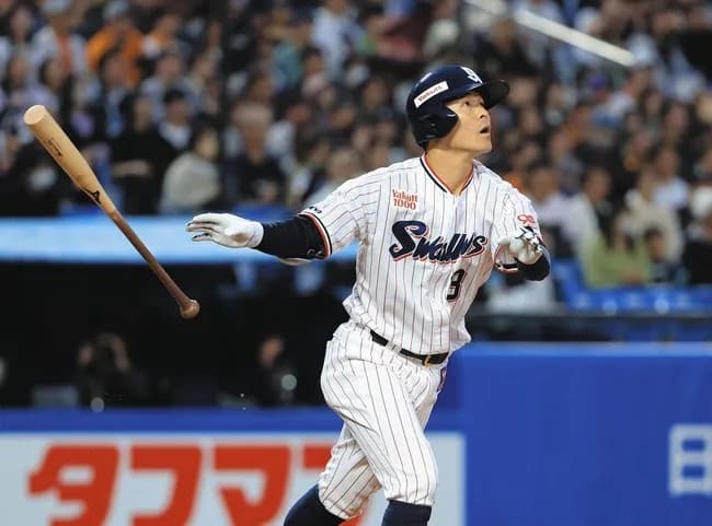 ヤクルトに衝撃…茂木栄五郎が左膝半月板の手術　復帰は未定