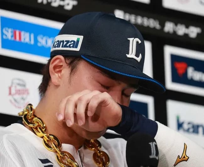 西武・長谷川信哉、涙のお立ち台　愛犬の死明かす  「突然の事故で…近くで戦ってくれたんじゃないかと」