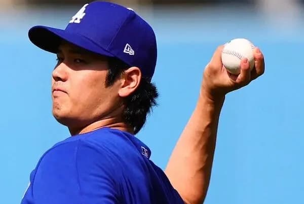 ツーシーム「ストレート並みの球速で曲がります」←ストレートの代わりにこれ投げればよくね？