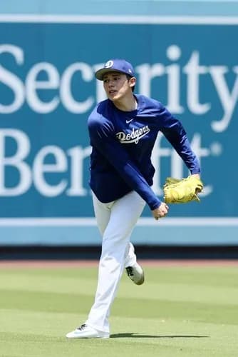 【朗報】ドジャース・ロバーツ監督「佐々木朗希は最近『試合に出たい気持ち』になってるように見える」