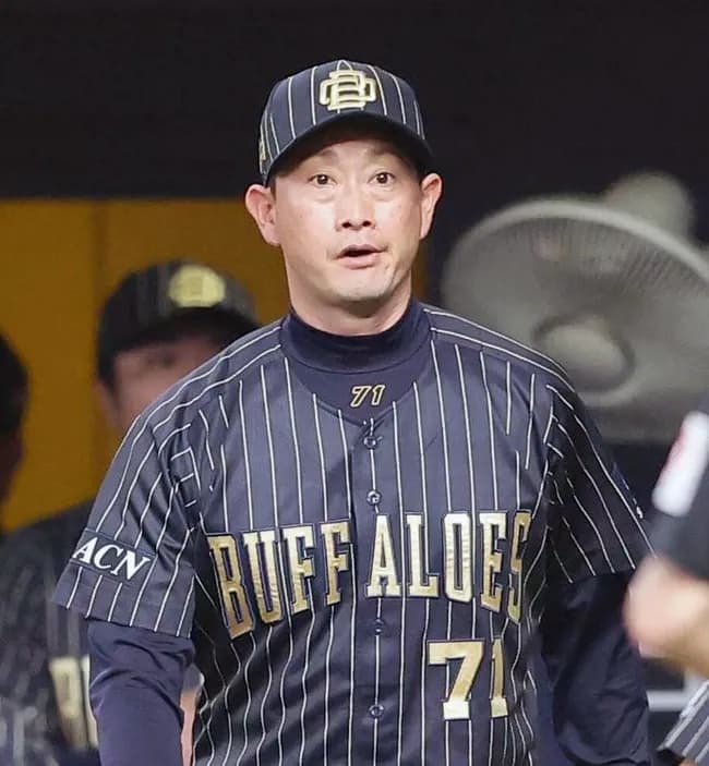 【画像】オリックス岸田監督(44)、顔が怖すぎる