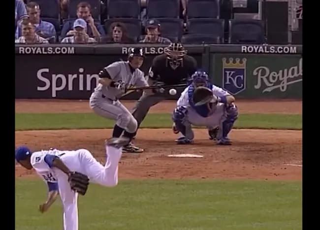 【朗報】MLB公式「イチローのチートバントすげぇぇぇぇぇ！」→5000いいね