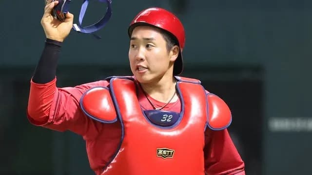 カープ石原(23三振0四球)←2軍で調整するべき？リリーフとの相性を心配する声も