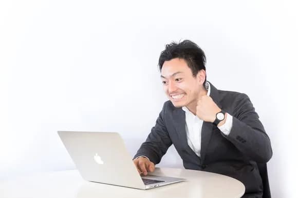 【悲報】「そういうアニメ」、漫画より絵も声も動きもセクシーなのになぜか見られない・・・・・