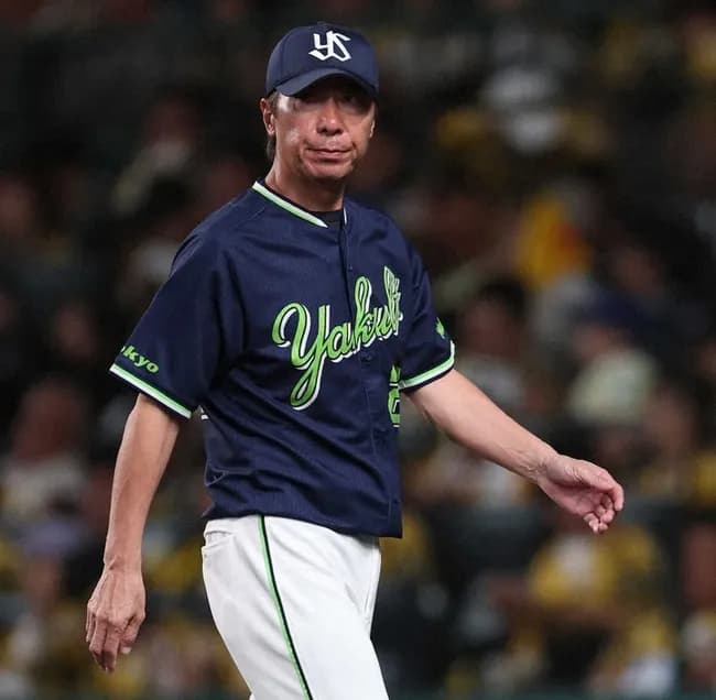 ヤクルト高津監督「山田哲人（.212 5 22 ops.594）は打つ打たない関係なく試合に出る義務がある」