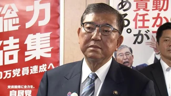 石破首相が退陣を否定し続投意欲