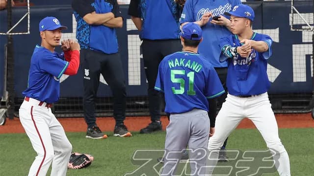 【球宴】カープ矢野、中日岡林＆阪神中野に打撃の極意を学ぶ