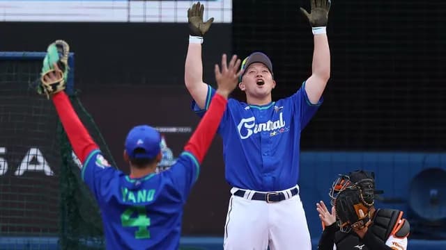 【球宴】ファビ1安打！九里1回0封！坂倉1四球2三振。セパ合計31安打5発17得点の乱打戦も21時で地上波終了【セ7-10パ/試合結果】