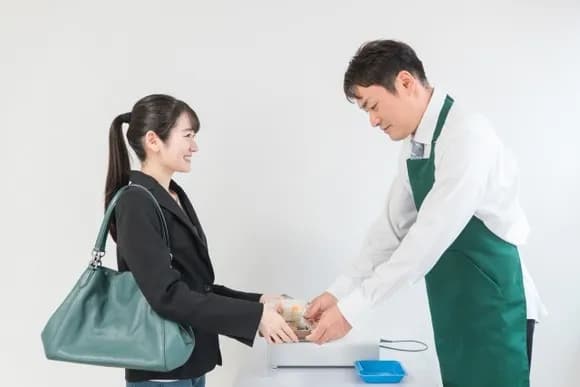 【悲報】アルバイト「キャッシュレス端末に9999万9999円と打ち込めばポイント貰えるじゃん」→逮捕ｗｗｗｗｗｗｗ