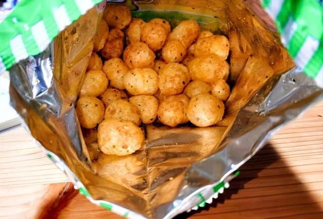 日本3大スナック菓子「キャベツ太郎」「ピザポテト」