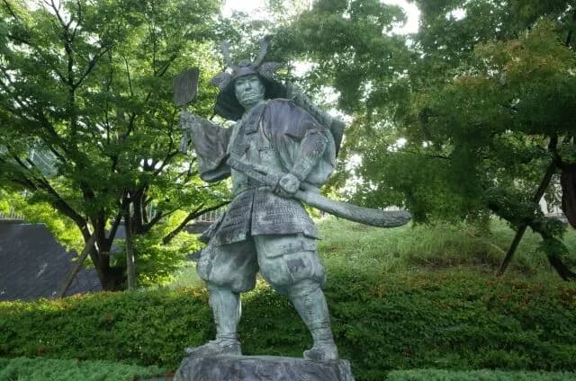 武田勝頼（30）「今こそ長篠にて織田と雌雄を決さん！」軍師ワイ「お待ちください」