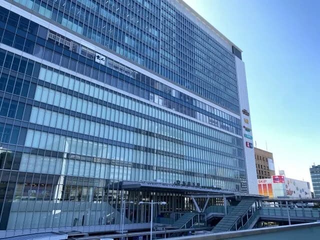 「新横浜駅」とかいうガチで不便な駅wwww