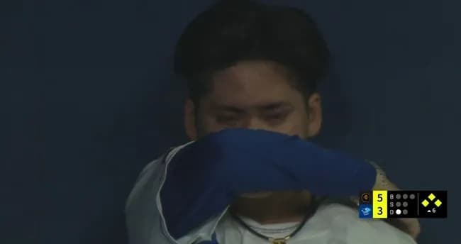 【悲報】中日金丸、目に涙を浮かべる…6回途中5失点KO　