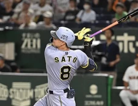 佐藤輝明さん、打率.285 40本塁打 99打点ペース