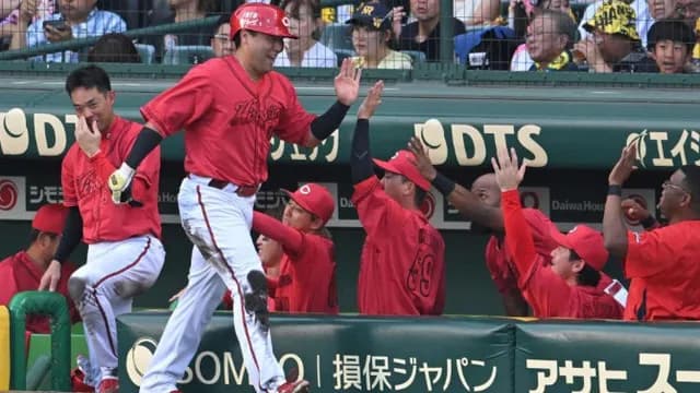 カープ〝満塁の呪縛〟が解ける！末包＆モンテロが阪神伊原からタイムリー！初回3打点で燃ゆ2ストップへ視界良好