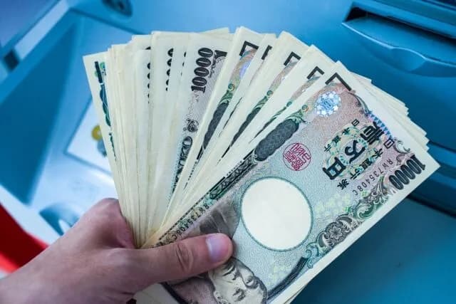 30代貯金30万なんやけど積立投資始めてもいい？