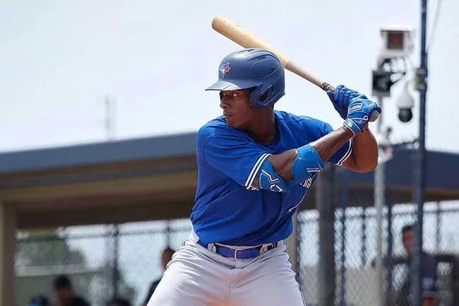 阿部ジャイアンツ、新秋広を獲得