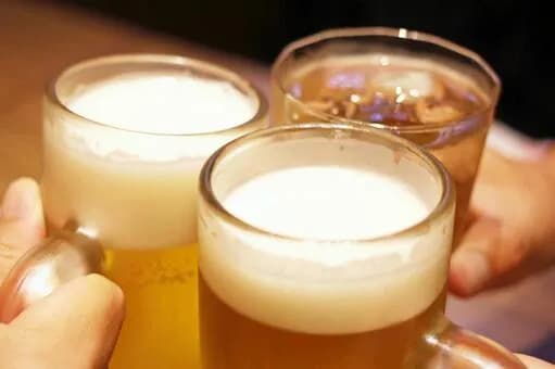 【急募】酒飲んだことないんやが初めての酒飲むのって何が良いん？ｗｗｗｗｗｗｗｗｗｗｗｗｗｗｗｗ