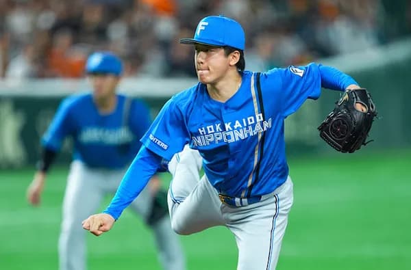 日ハム北山亘基、シーズン中に異例の背番号変更 57→15に