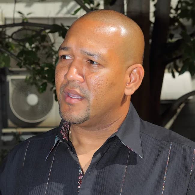 ラミレスがヤクルト次期監督候補に浮上！フジHDからも待望論「宮本慎也でも古田敦也でもない」理由