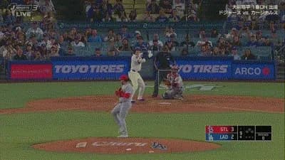 大谷翔平、第四打席で4試合連続安打となるライト前ヒット！！！！！！！！！！！