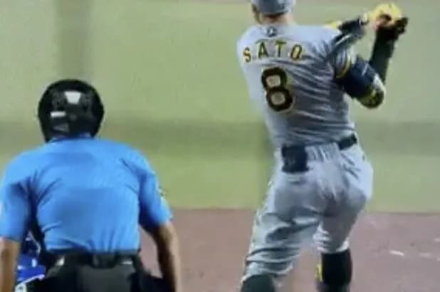 中日バッテリー、なぜか敬遠せずサトテル勝負→余裕でタイムリーを打たれて阪神同点wwwwwww