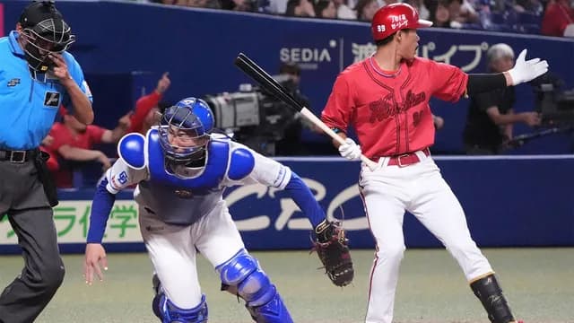 カープ高7回0封！前川2安打2打点！森浦が細川に痛恨2ラン被弾もマルテ暴投で決勝点！栗林10S締めで延長戦を制する【広島3-2中日/試合結果】