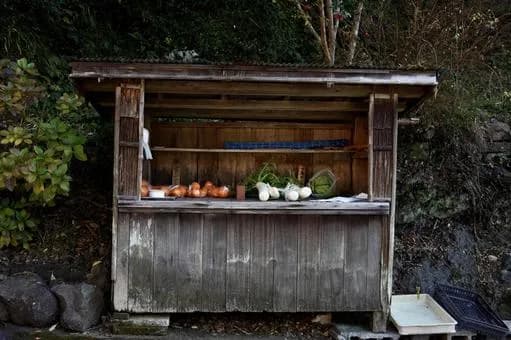 【悲報】無人販売所「万引きされたー！悔しい」視聴者「かわいそう！万引き許すな」←これｗｗｗｗｗｗｗｗｗｗｗｗｗｗｗｗ