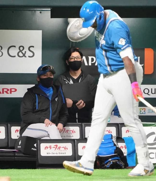 日本ハム・新庄監督「（ソフトバンクさん）うちの試合の時、生き生きして野球してない？」