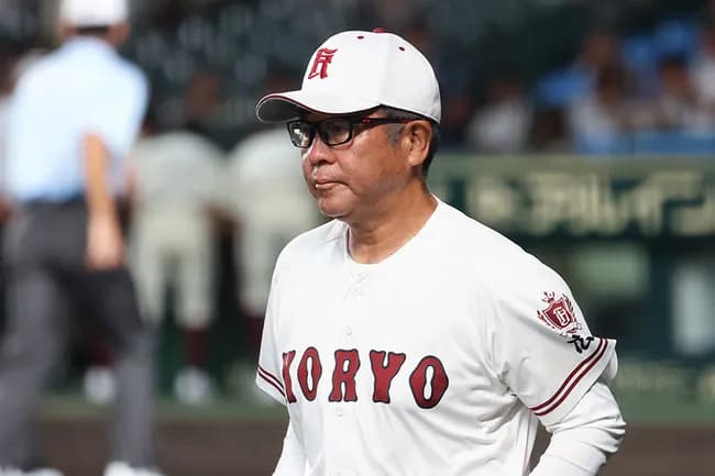 コーチが中井監督の息子で、寮母が中井の妻ってマジ？