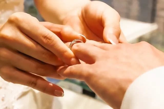 12歳年上の女と結婚しようと思ってるんやが