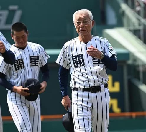 開星・野々村監督、広陵問題に「匿名は卑怯。批判するなら〝いざ尋常に〟とまず名を名乗れ。それが武士道」